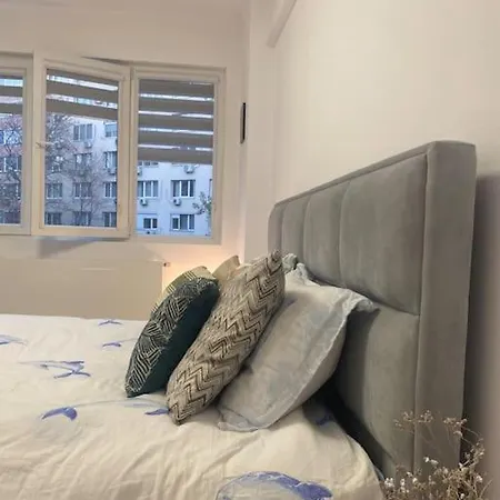 Apartment Modern & Cozy