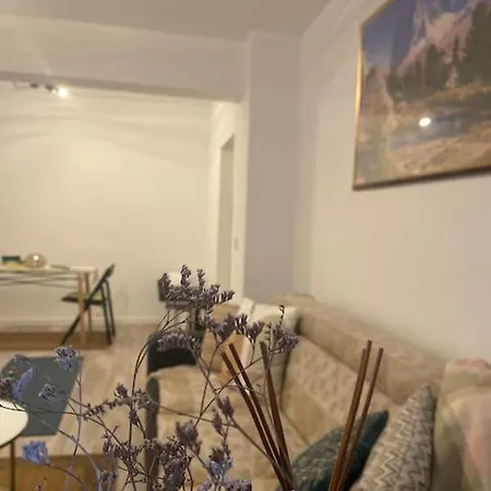 Modern & Cozy Bukarest