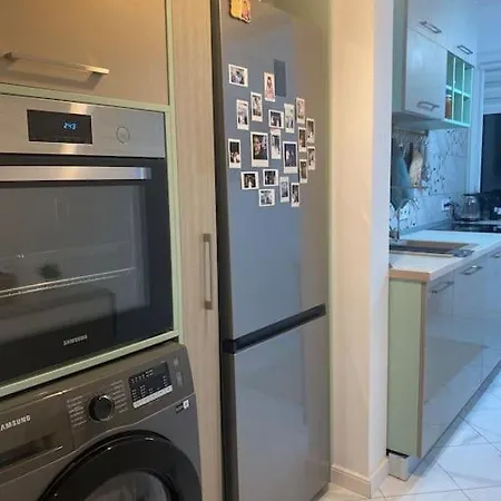 Modern & Cozy Apartment
